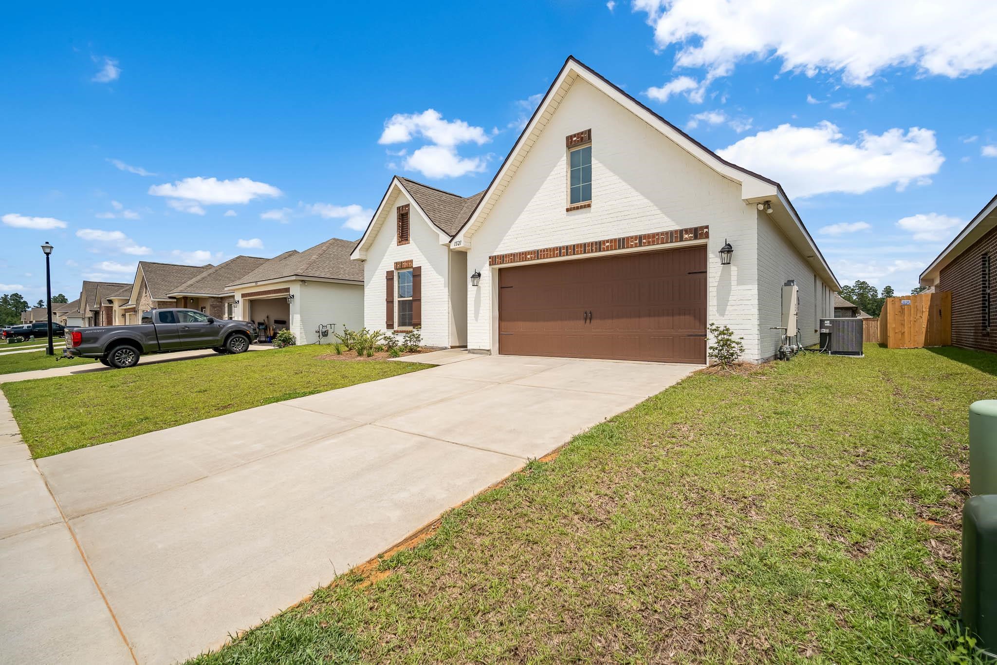 1521 Fenton Circle Foley, AL 36535 - Photo 3 of 24