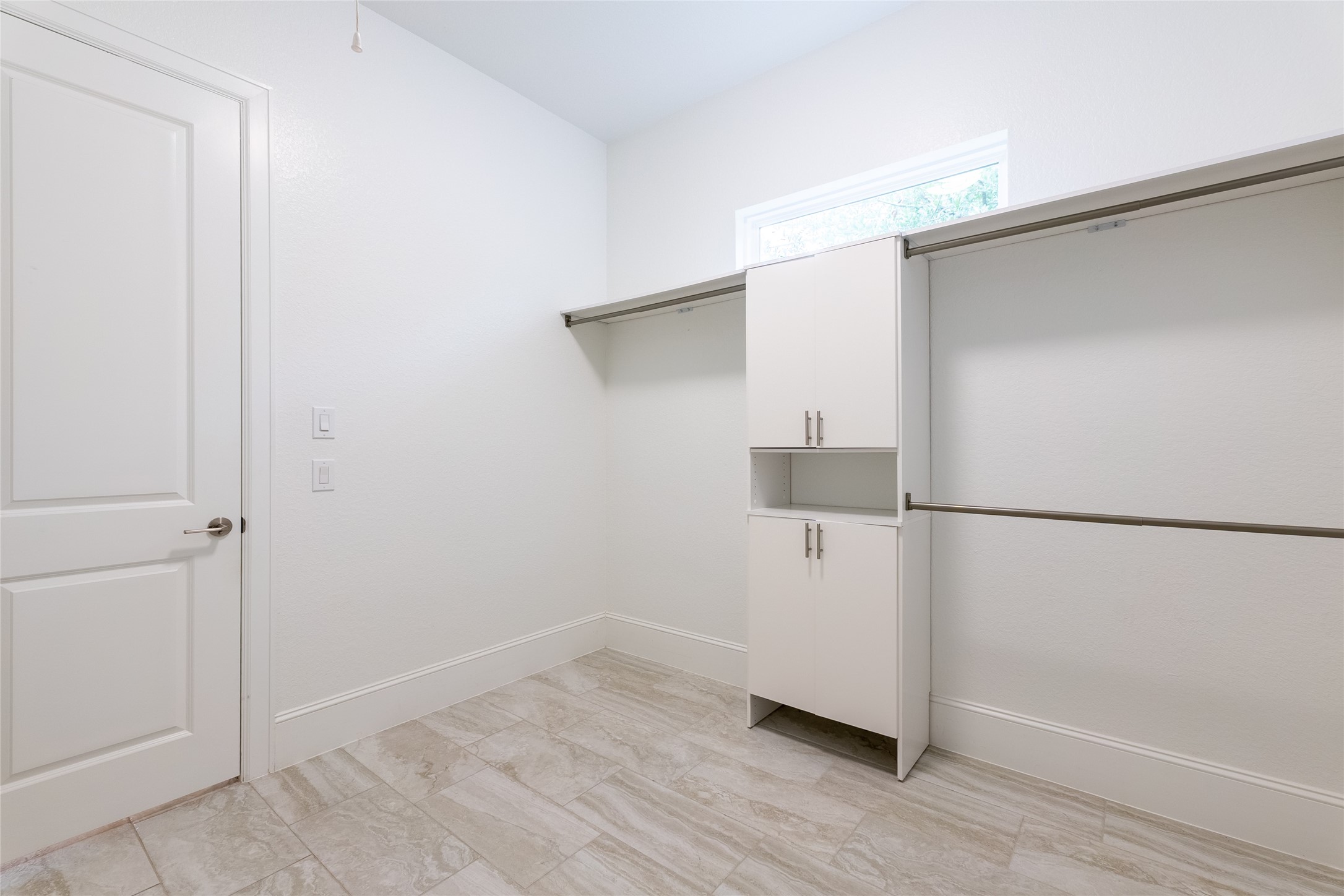 25718 Muirfield Bend Court Spring, TX 77389 - Photo 20 of 50 primary bedroom walk in closet