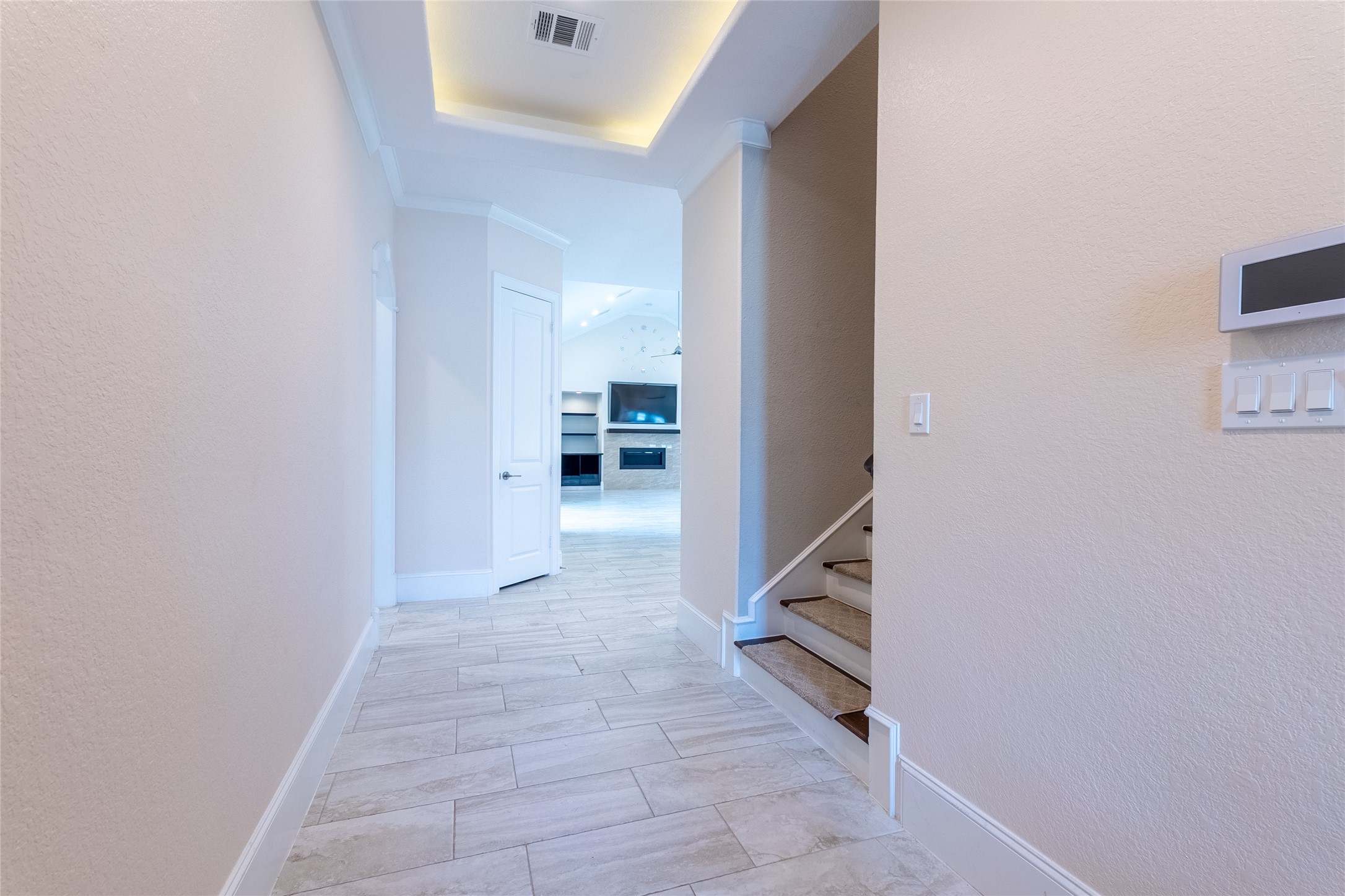 25718 Muirfield Bend Court Spring, TX 77389 - Photo 7 of 50 Entrance into your new home