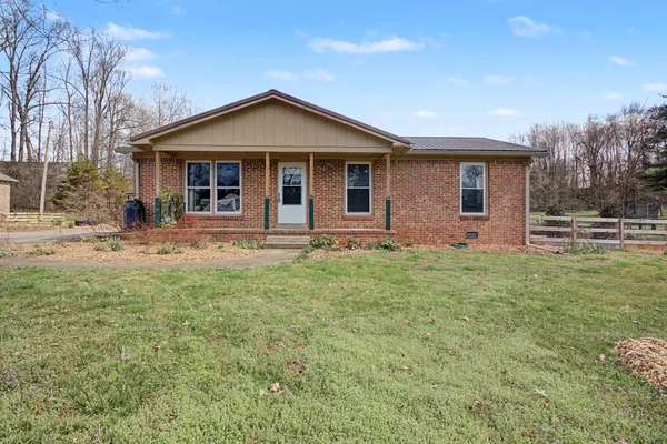$295,000 | 2636 Owens Drive, Santa Fe, TN 38482
