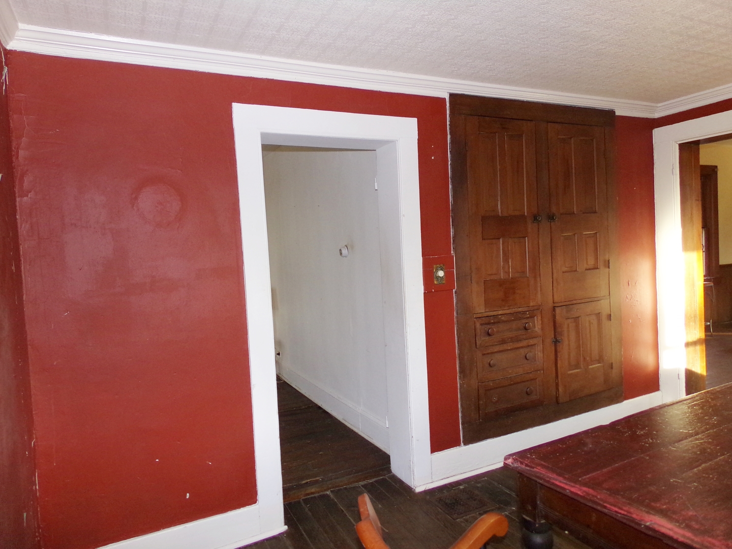 N955 Pouley Road Elburn, IL 60119 - Photo 11 of 23 an entryway with a wooden door