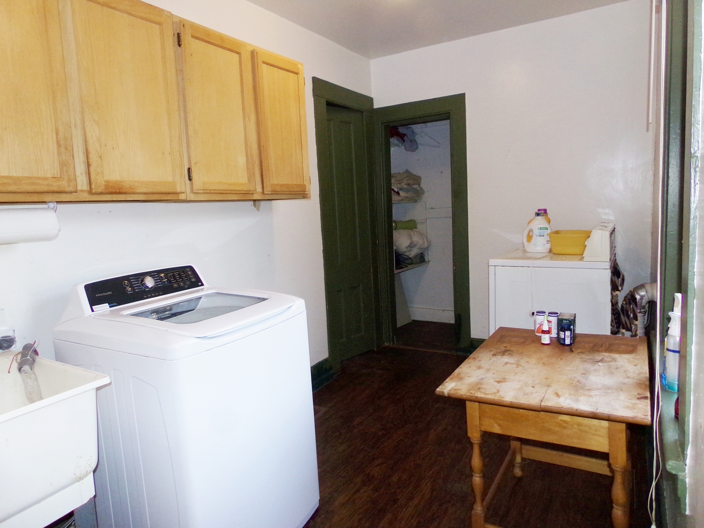 N955 Pouley Road Elburn, IL 60119 - Photo 18 of 23 a utility room with dryer and washer