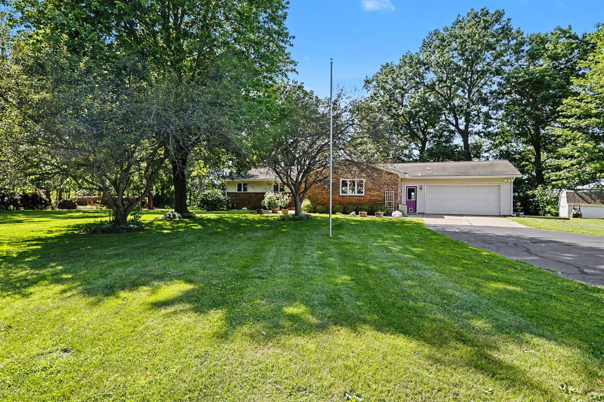 10492 Range Line Road Berrien Springs, MI 49103 - Photo 1 of 40 002_file_3029