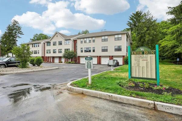 $309,000 | 181 Deer Ct Drive, Middletown, NY 10940