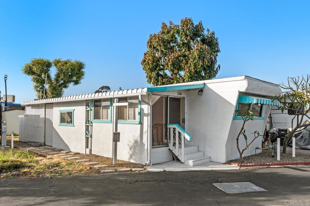 503 North 1st St