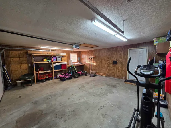 $275,000 | 400 East County Road 775 South, Muncie, IN 47302