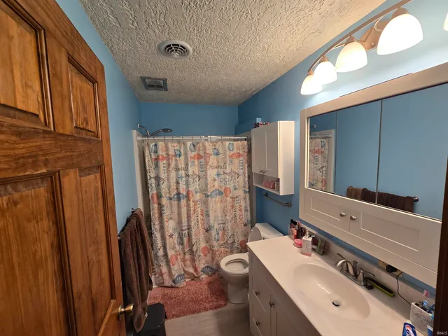 $284,900 | 400 East County Road 775 South, Muncie, IN 47302