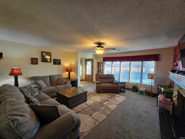$275,000 | 400 East County Road 775 South, Muncie, IN 47302