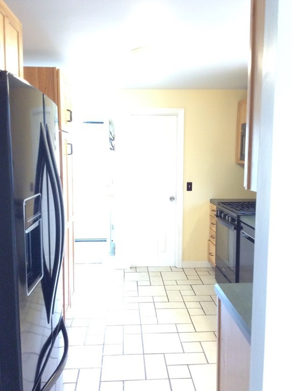 15 Line Road Westford, MA 01886 - Photo 2 of 12