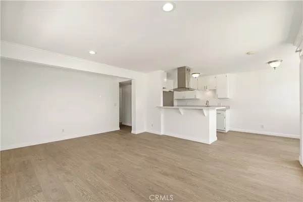 $949,000 | 1720 Ardmore Avenue, Unit 221, Hermosa Beach, CA 90254