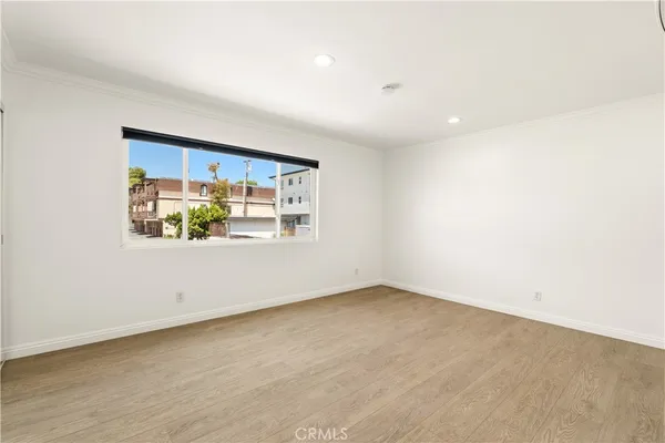 $949,000 | 1720 Ardmore Avenue, Unit 221, Hermosa Beach, CA 90254