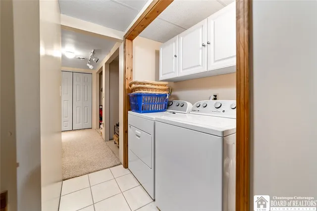 $294,900 | 17 Johnson Street, Pomfret, NY 14063