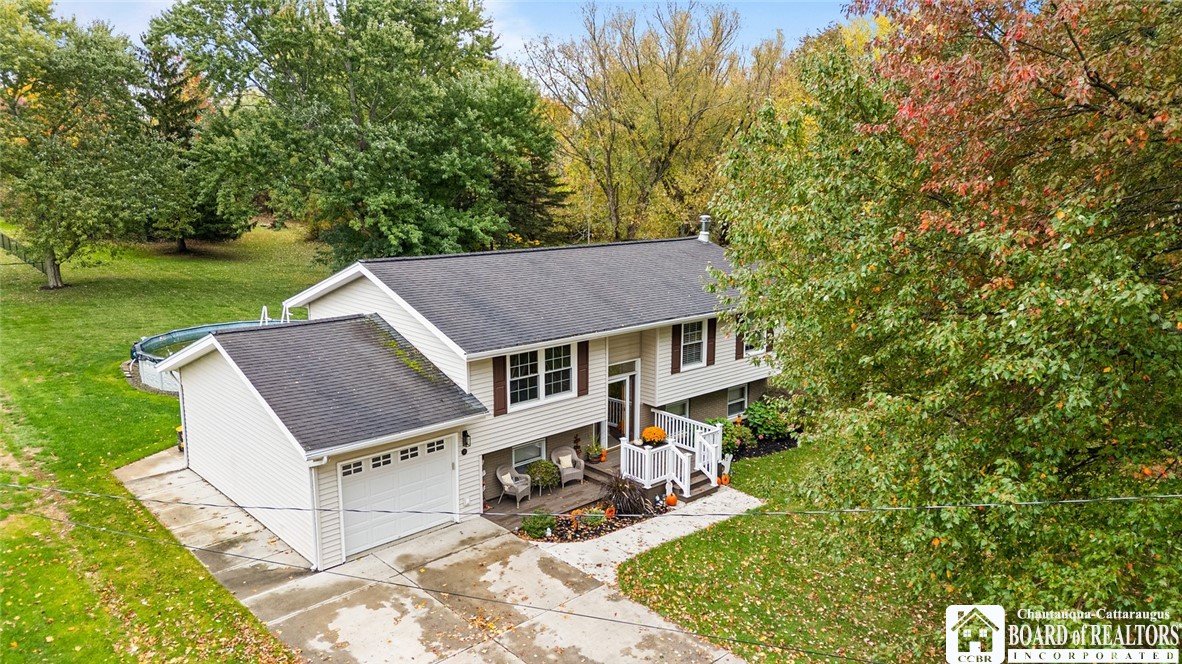 17 Johnson Street Pomfret, NY 14063 - Photo 4 of 41