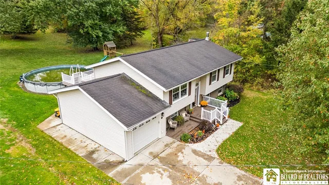 $294,900 | 17 Johnson Street, Pomfret, NY 14063