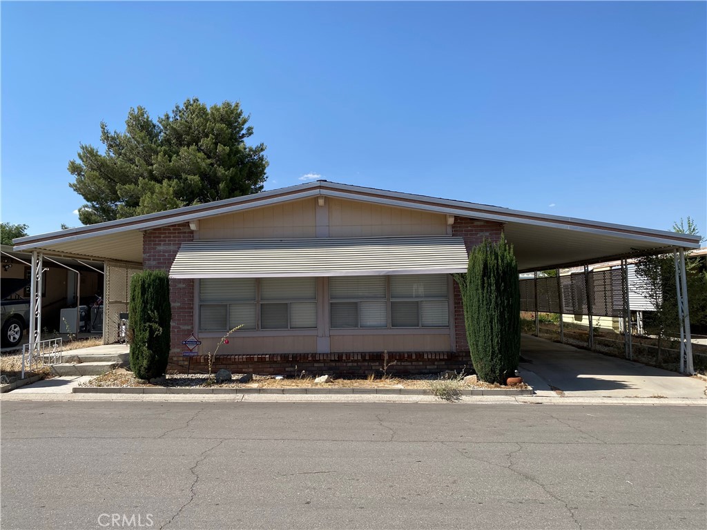 20683 Waalew Road, Unit B161 Apple Valley, CA 92307 - Photo 3 of 30 Apple Valley Mobile Home For Sale