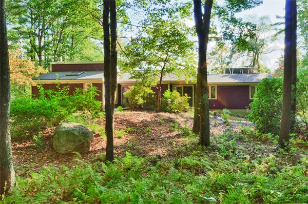 103 Heald Road Carlisle, MA 01741 - Photo 1 of 15 Gallery Image 1