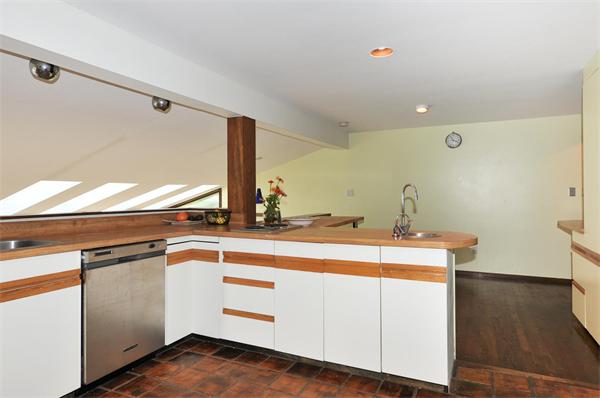 103 Heald Road Carlisle, MA 01741 - Photo 4 of 15 Gallery Image 4