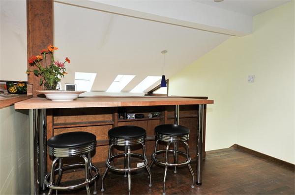 103 Heald Road Carlisle, MA 01741 - Photo 5 of 15 Gallery Image 5