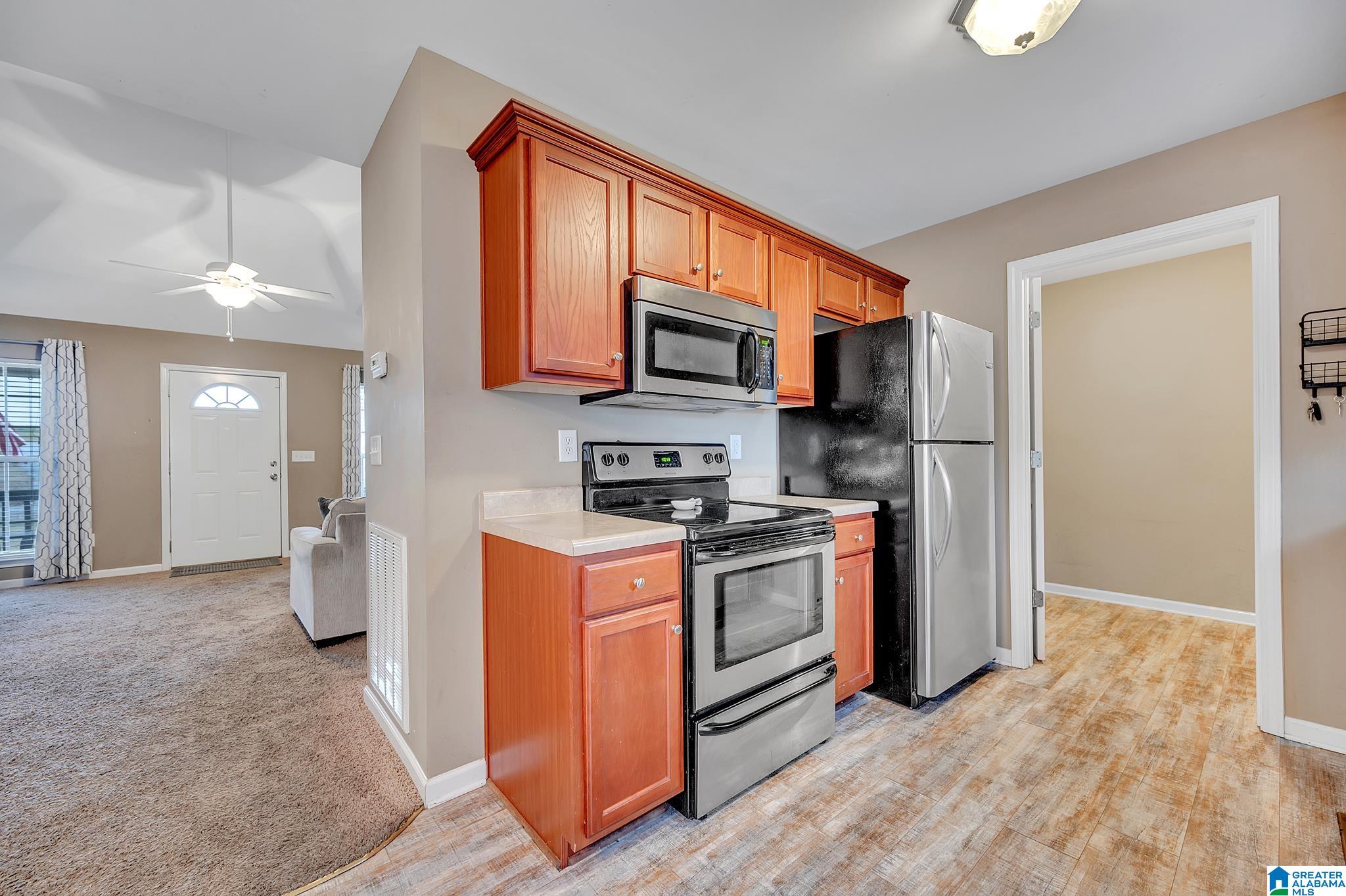 1130 Holt Circle Hayden, AL 35079 - Photo 7 of 27