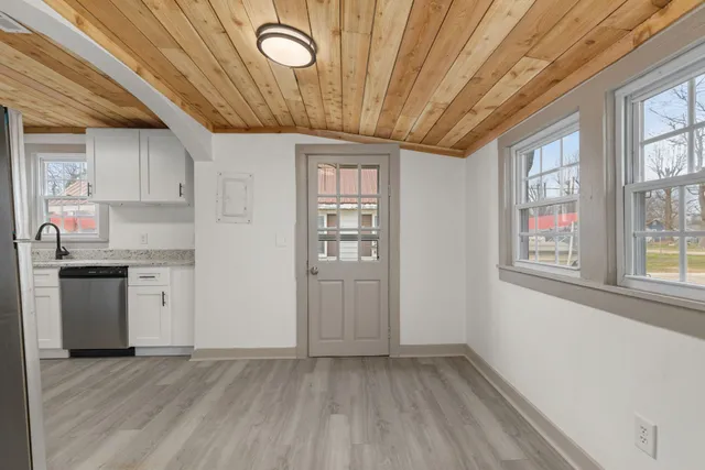 $1,450 | 512 5th Street, Lawrenceburg, TN 38464