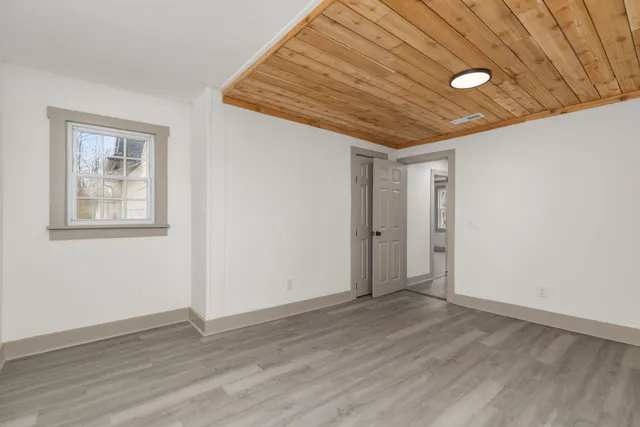 $1,450 | 512 5th Street, Lawrenceburg, TN 38464