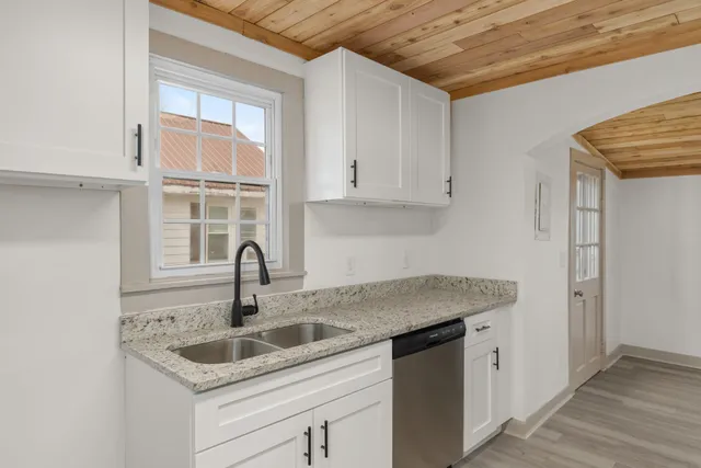 $1,450 | 512 5th Street, Lawrenceburg, TN 38464