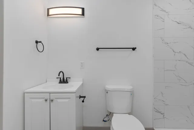 $1,450 | 512 5th Street, Lawrenceburg, TN 38464