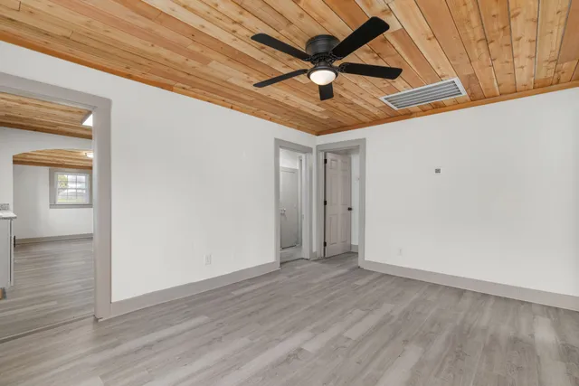 $1,450 | 512 5th Street, Lawrenceburg, TN 38464