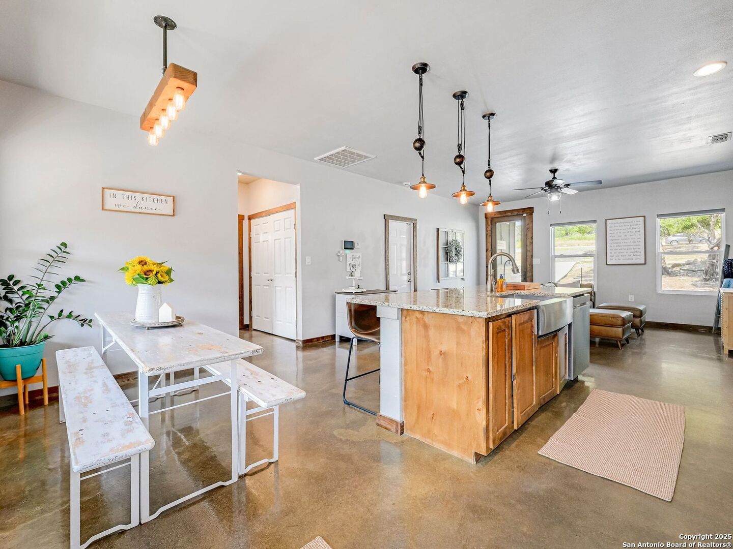 6766 Spring Branch Road Spring Branch, TX 78070 - Photo 21 of 63