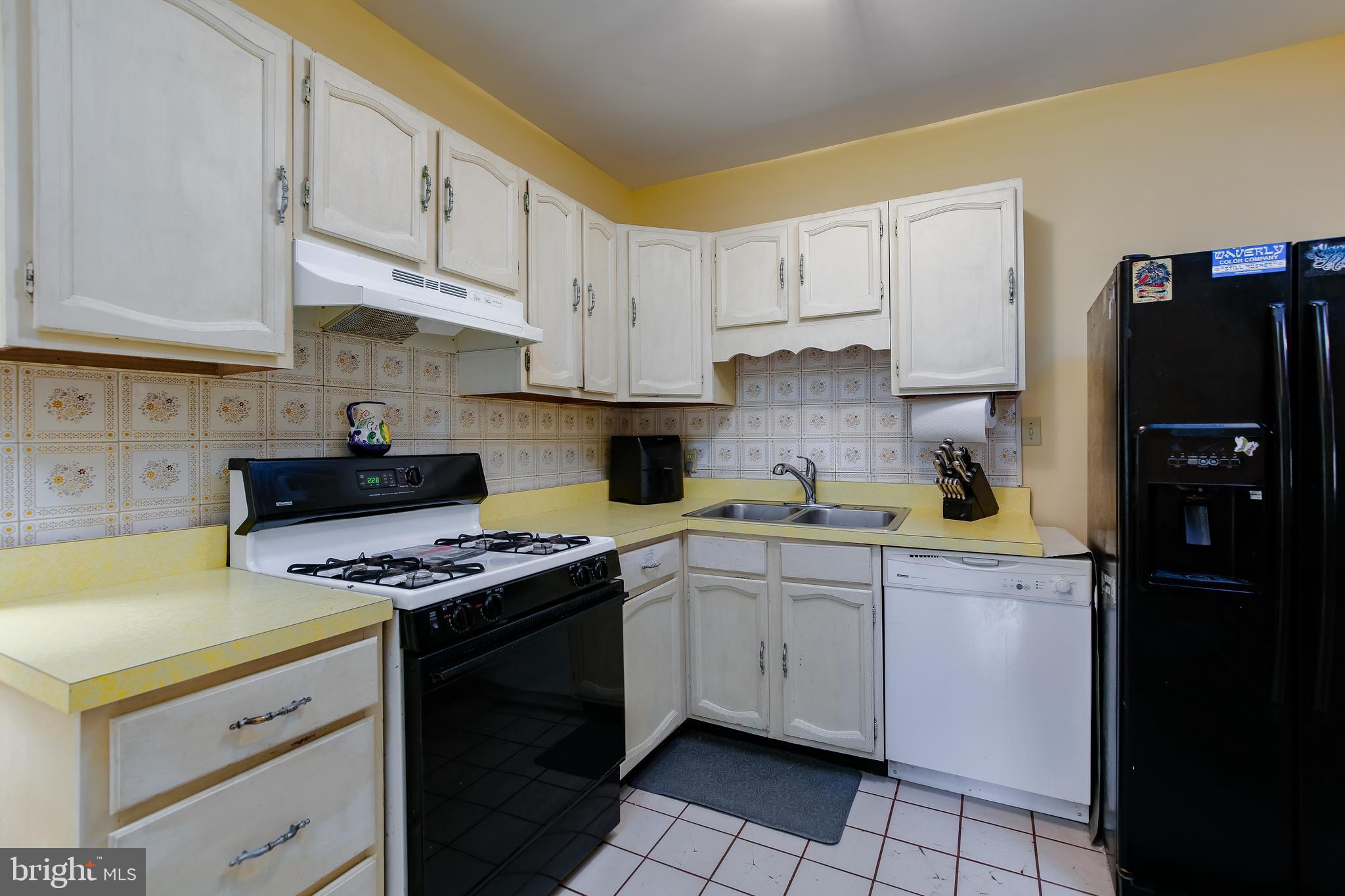 3025 Willoughby Road Baltimore, MD 21234 - Photo 11 of 25 Gallery Image 11