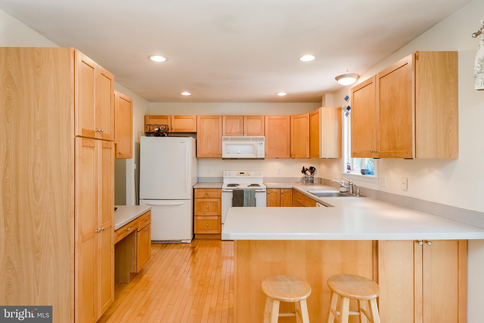 1426 Gilbert Road Arnold, MD 21012 - Photo 12 of 46 Kitchen