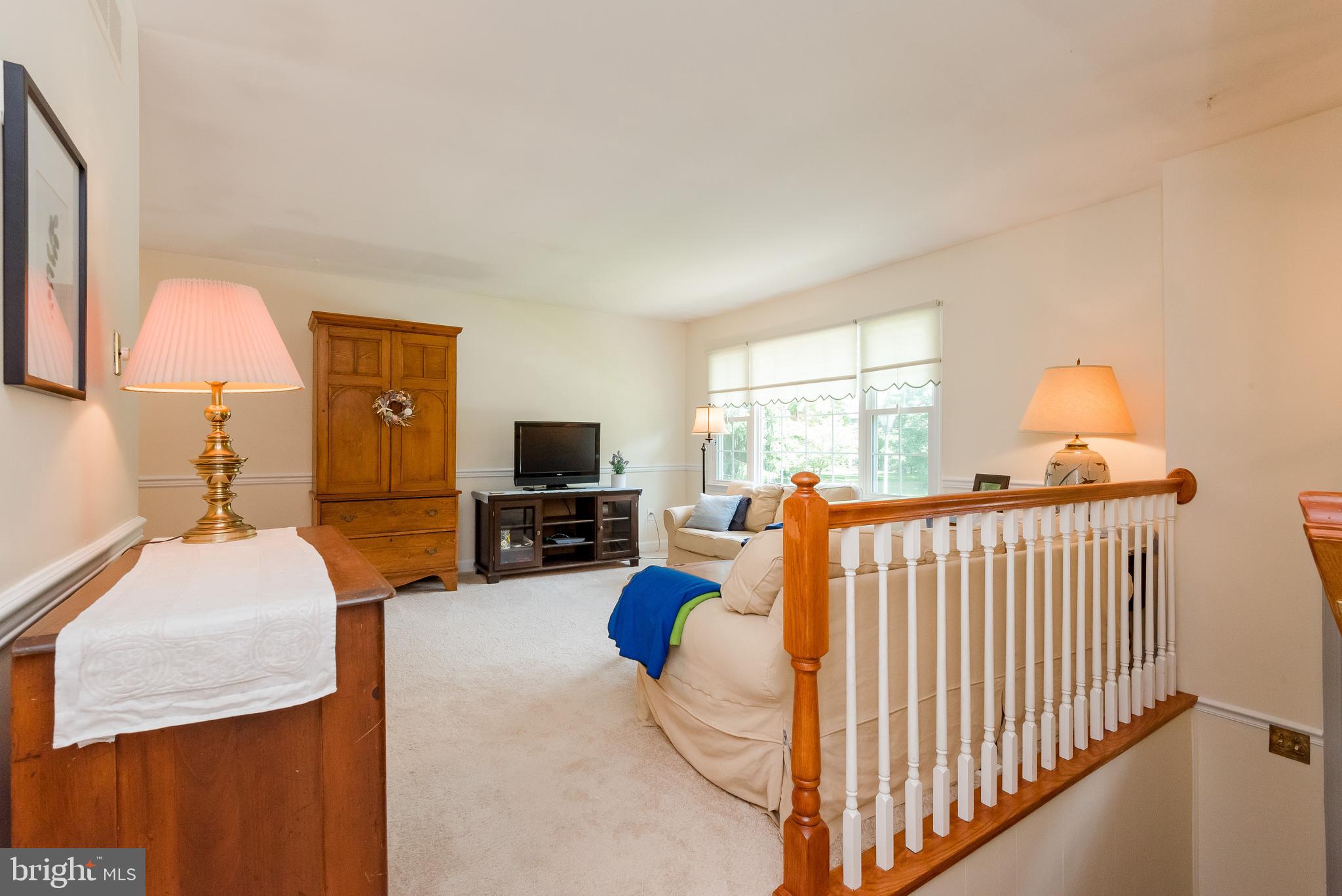1426 Gilbert Road Arnold, MD 21012 - Photo 4 of 46 Living Room