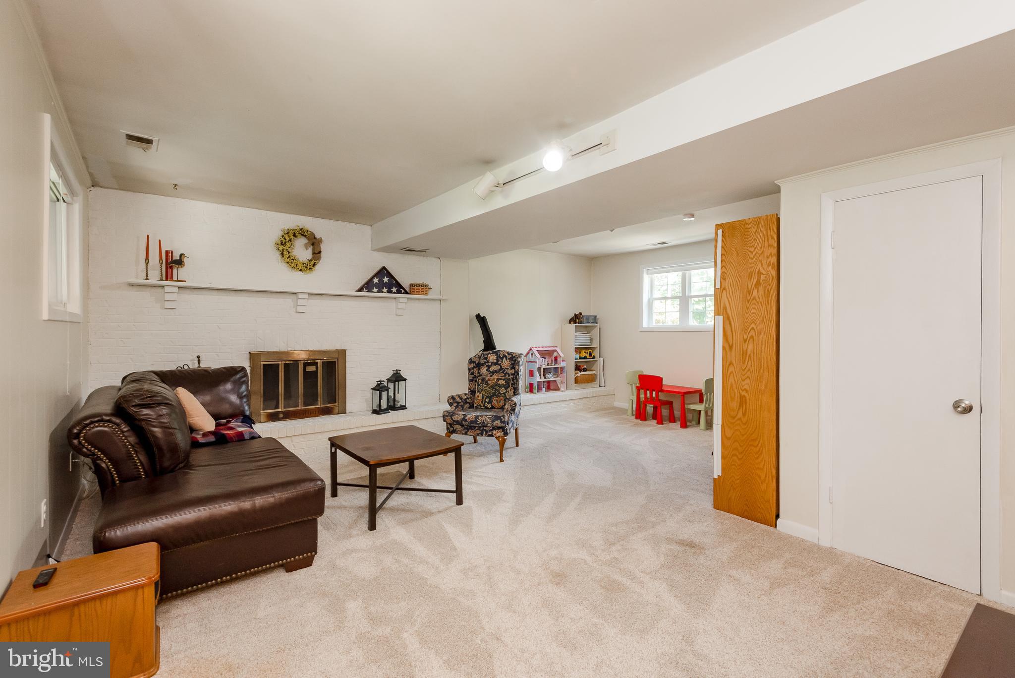 1426 Gilbert Road Arnold, MD 21012 - Photo 36 of 46 Family Room