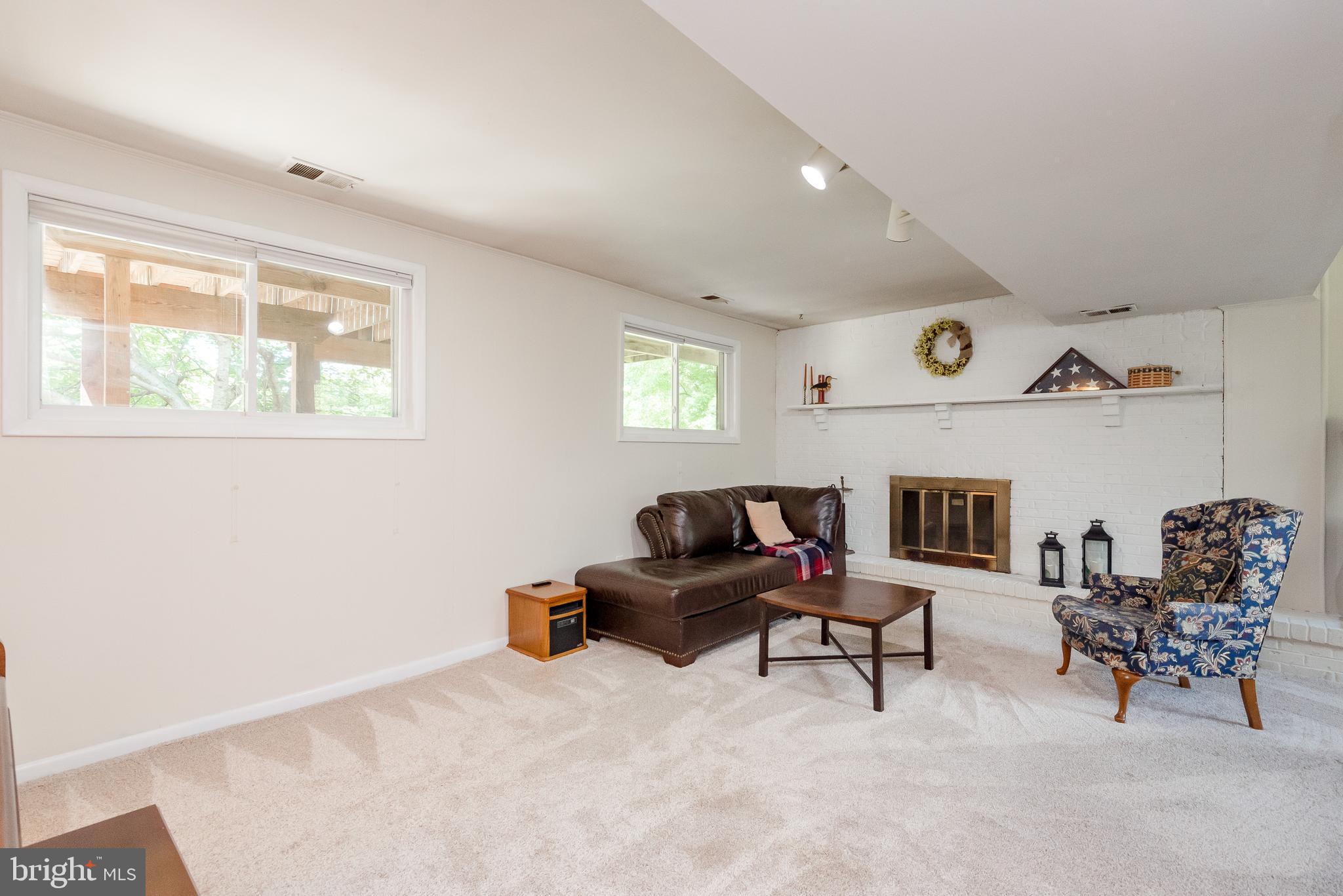 1426 Gilbert Road Arnold, MD 21012 - Photo 37 of 46 Family Room