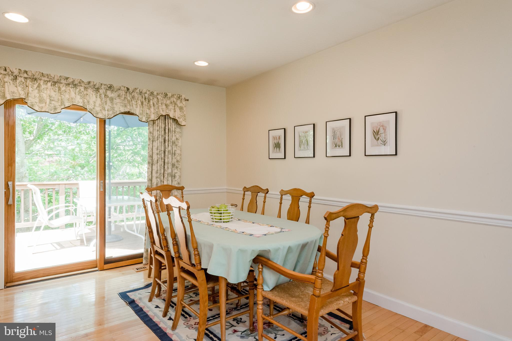 1426 Gilbert Road Arnold, MD 21012 - Photo 10 of 46 Dining Room