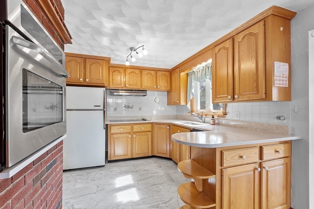 3 Melo Road, Unit 3 Woburn, MA 01801 - Photo 12 of 21