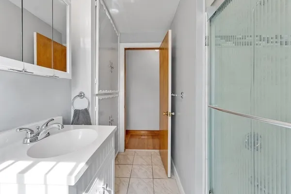 $3,650 | 3 Melo Road, Unit 3, Woburn, MA 01801