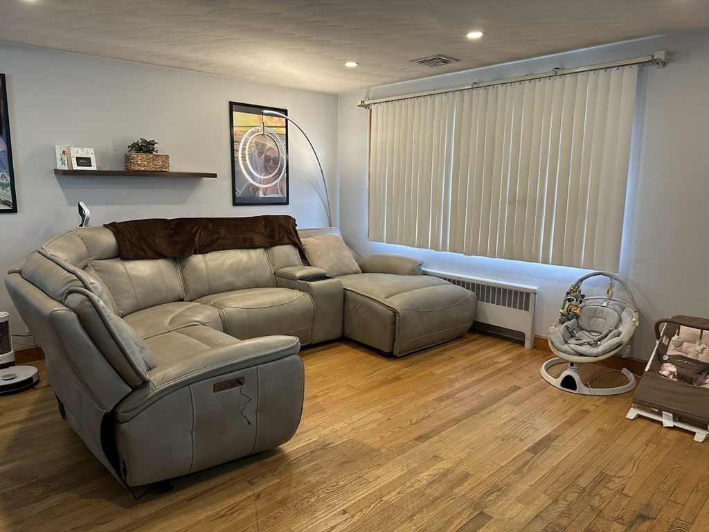 3 Melo Road, Unit 3 Woburn, MA 01801 - Photo 6 of 21