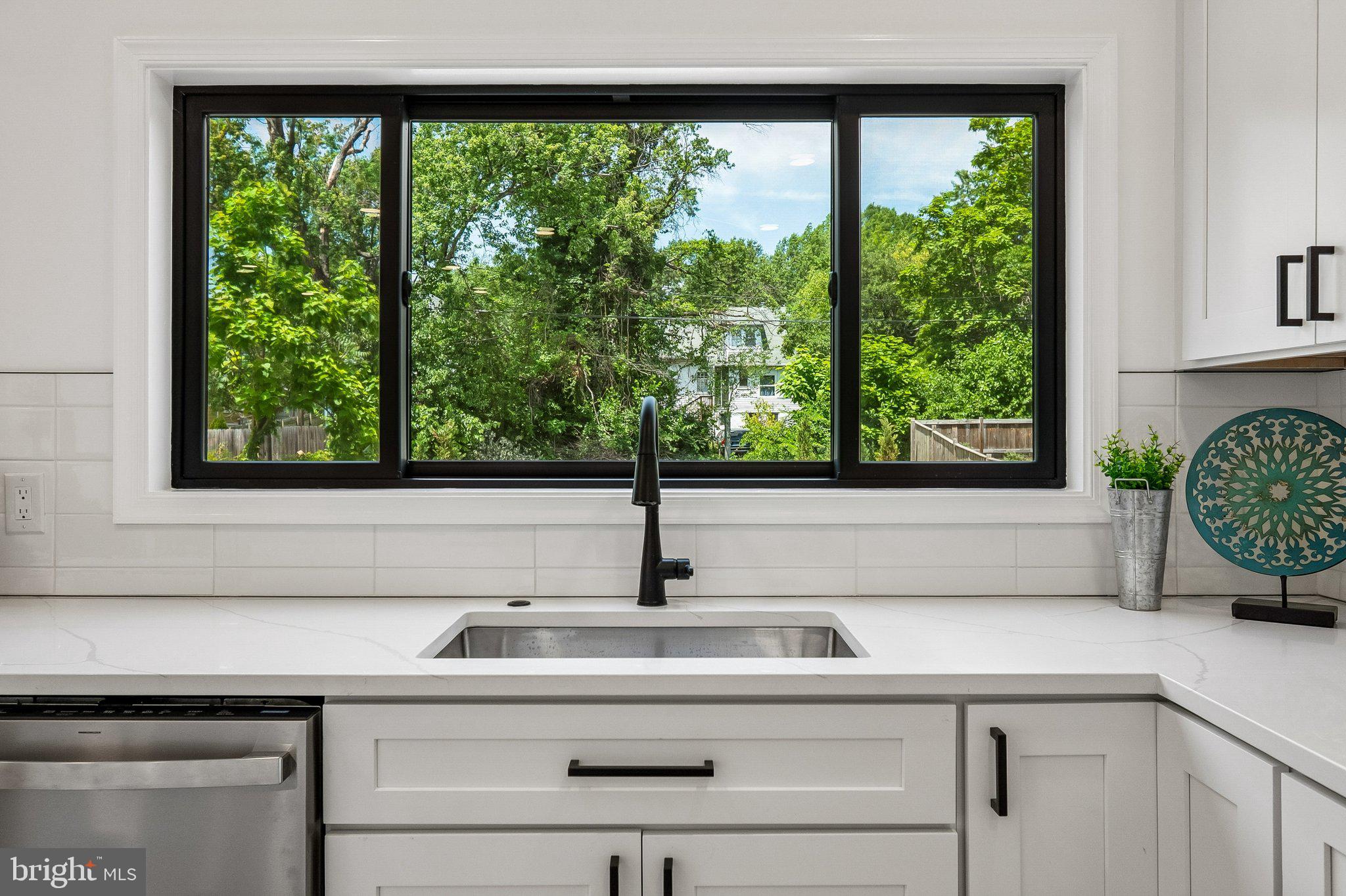 3108 Adams Street Northeast Washington, DC 20018 - Photo 4 of 25