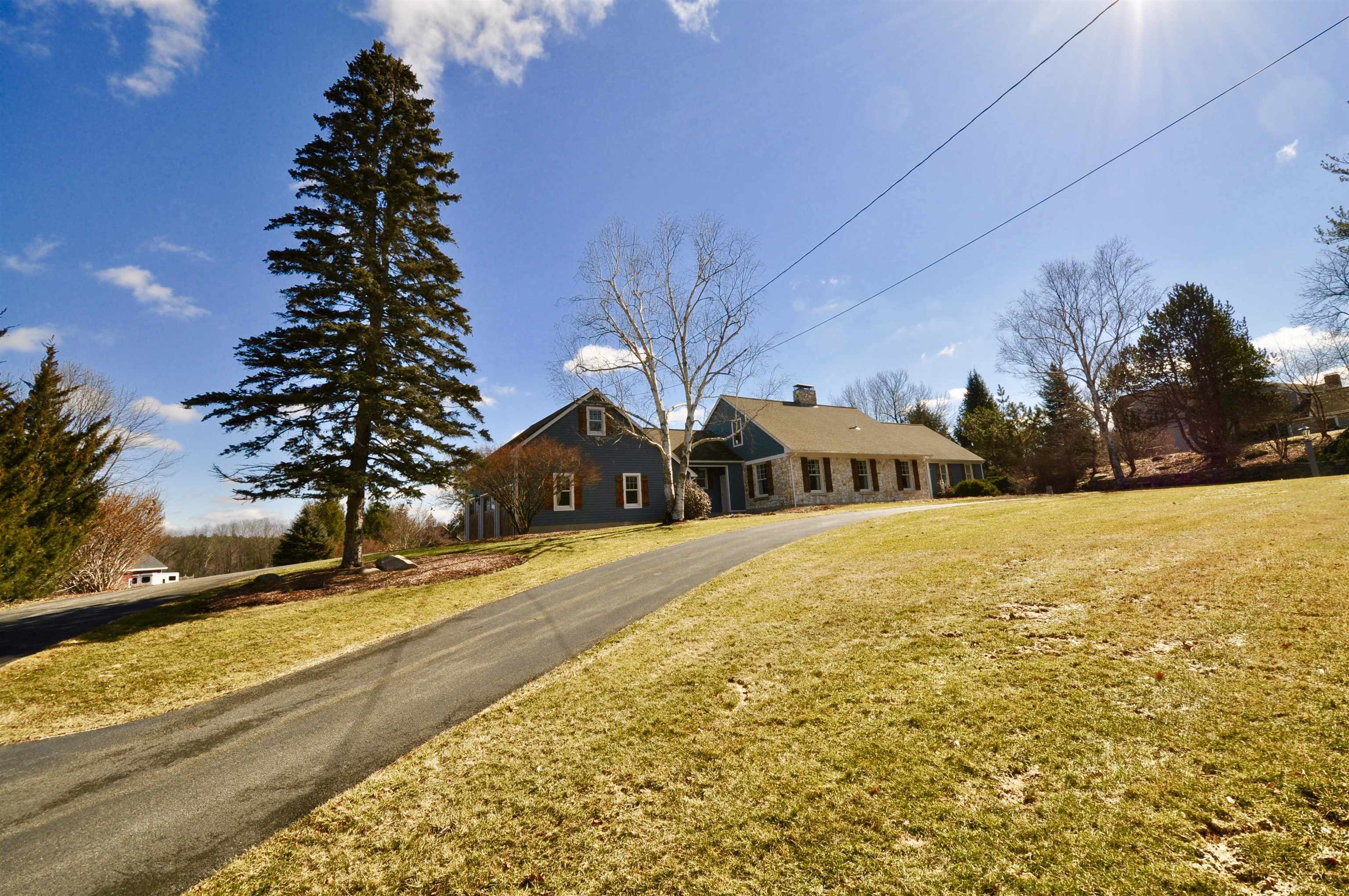 146 Dow Road Hollis, NH 03049 - Photo 1 of 40