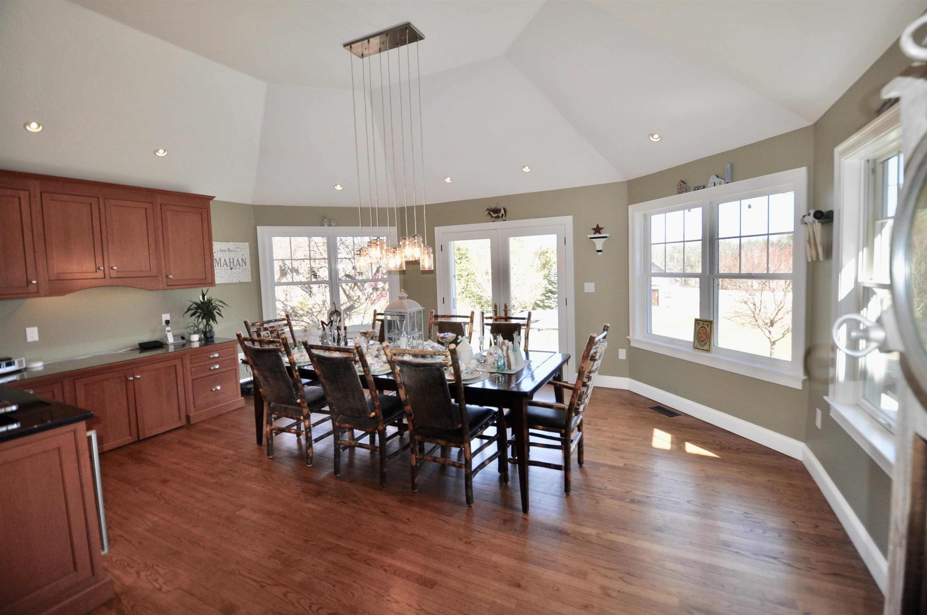 146 Dow Road Hollis, NH 03049 - Photo 19 of 40