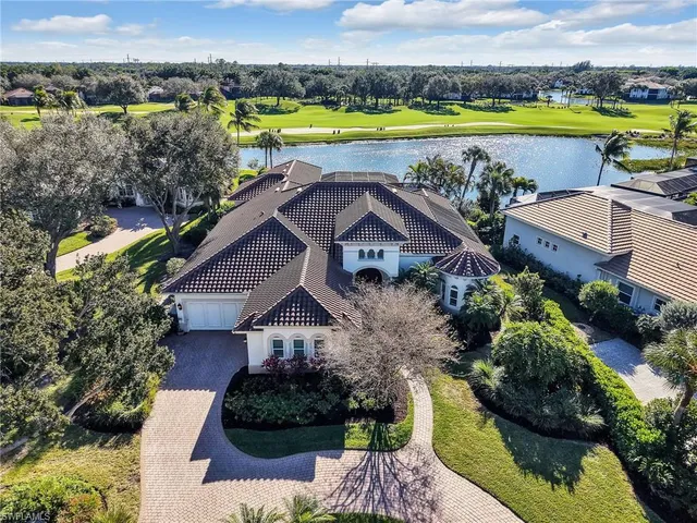 $3,600,000 | 2984 St Barnabas Court, Naples, FL 34105