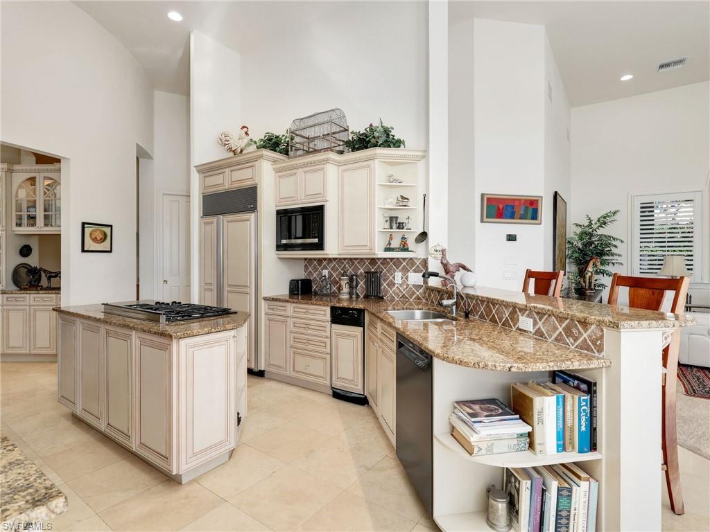 2984 St Barnabas Court Naples, FL 34105 - Photo 13 of 44