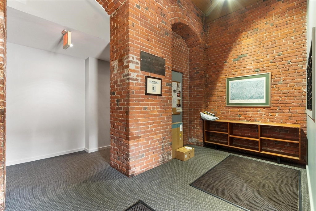 1 Envelope Terrace, Unit 107 Worcester, MA 01604 - Photo 30 of 38