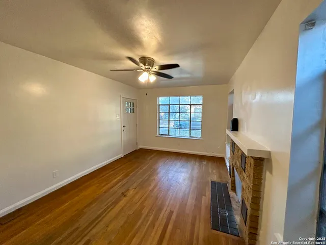 $1,075 | 1202 Vanderbilt Street, San Antonio, TX 78210