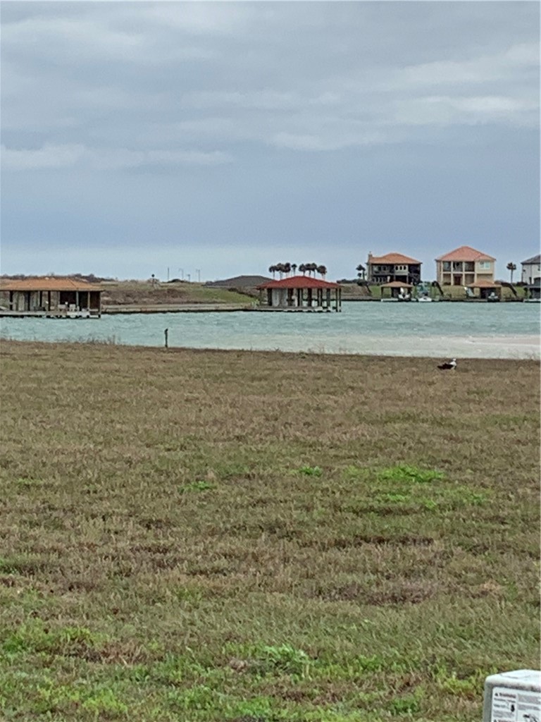 7 East Lago Loop Port O'Connor, TX 77982 - Photo 4 of 15 a view of an ocean
