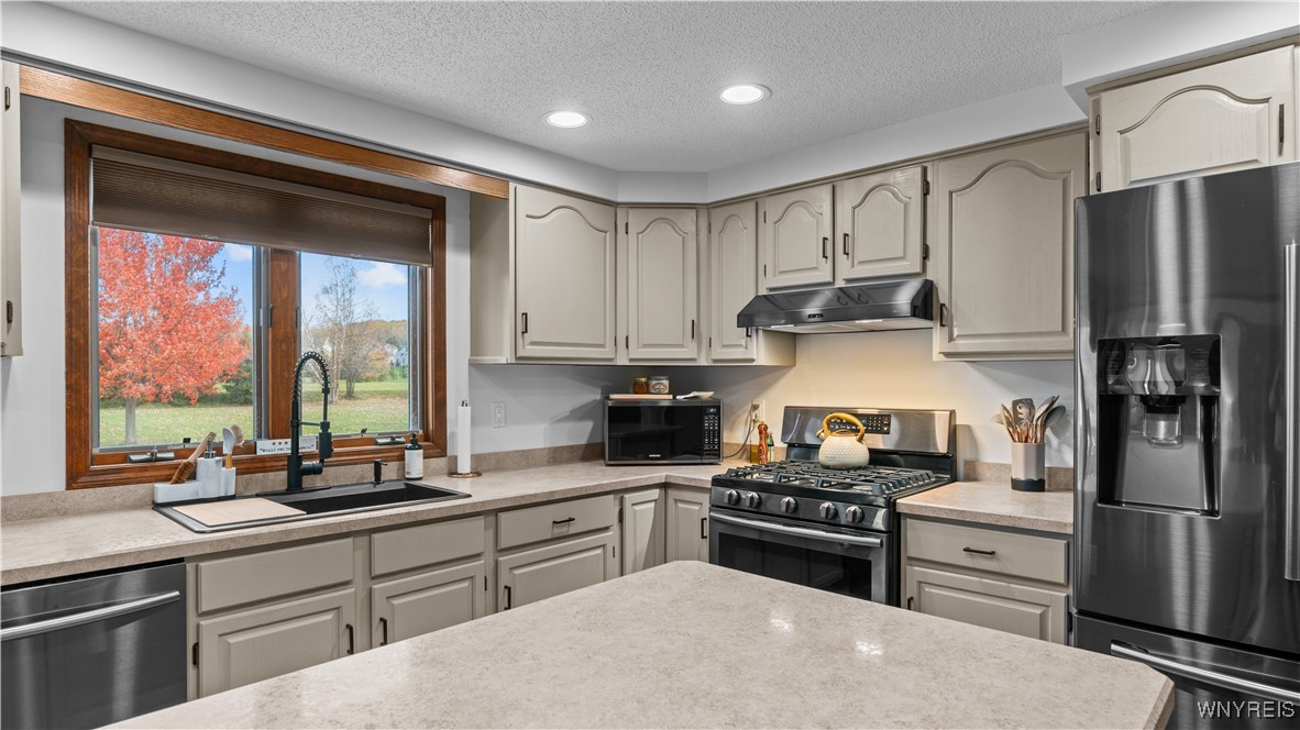 3105 Baker Road Orchard Park, NY 14127 - Photo 20 of 50