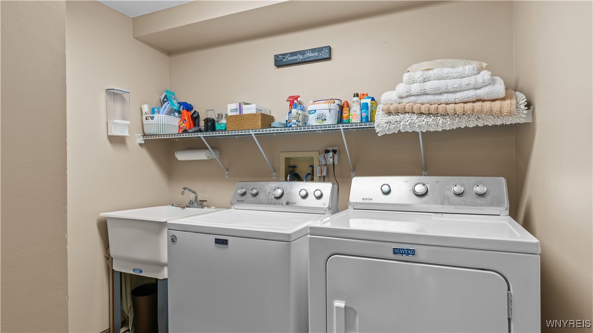 3105 Baker Road Orchard Park, NY 14127 - Photo 32 of 50