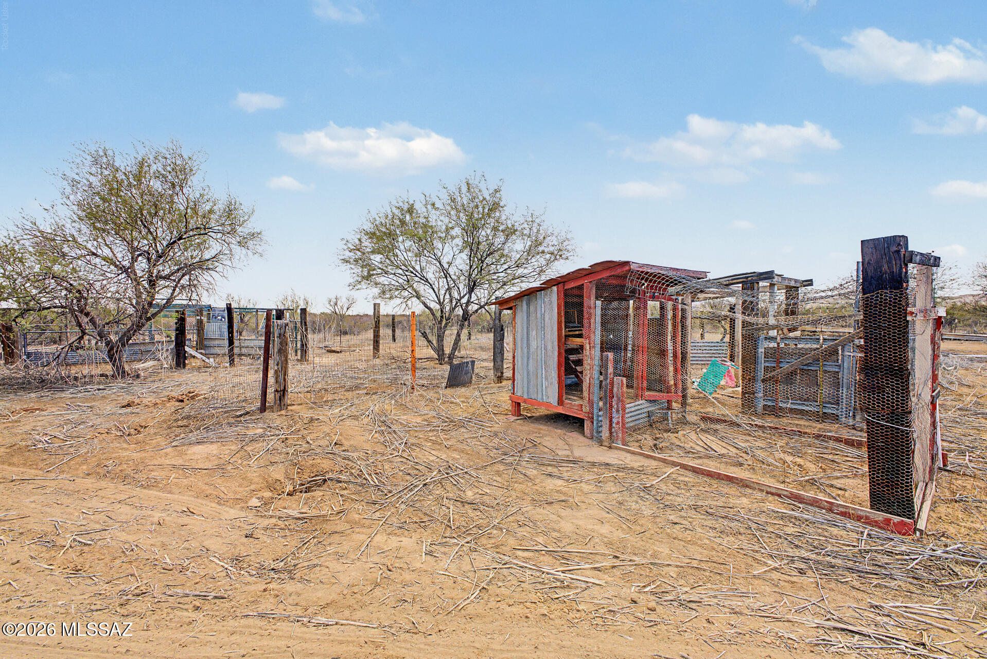 7850 South Worden Road Tucson, AZ 85735 - Photo 36 of 40 Animal Facilities