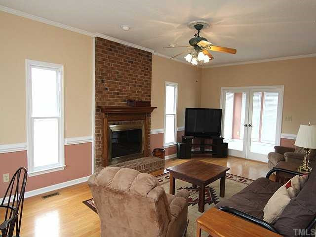 407 Hunting Lodge Road Clayton, NC 27520 - Photo 2 of 13 Living Room